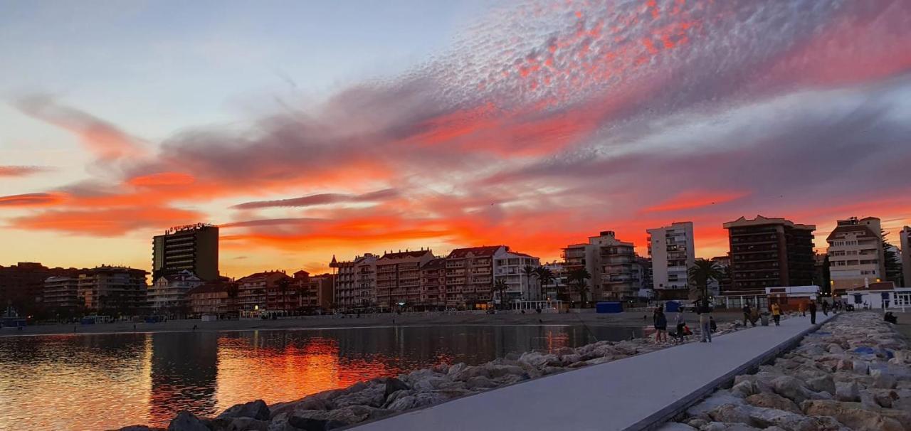 Aurinko 5 Segundo Luminoso Apartamento Con Vistas En פואנגירולה מראה חיצוני תמונה